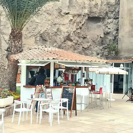 Apartment Ocean Breeze Oasis: Deluxe Beachfront Retreat With Stunning Views Playa Del Cura (Gran Canaria)