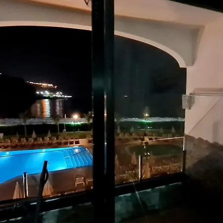 Oceanfront Deluxe-45m,heated Pools,2aircondition, 2tv-65