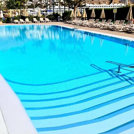 Oceanfront Deluxe-45m,heated Pools,2aircondition, 2tv-65